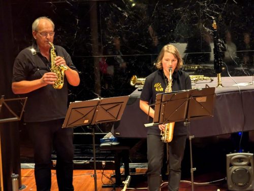 07 PXL_20251106_185250748