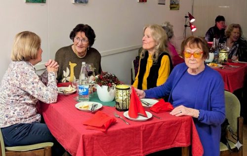 08 PXL_20251121_192922792