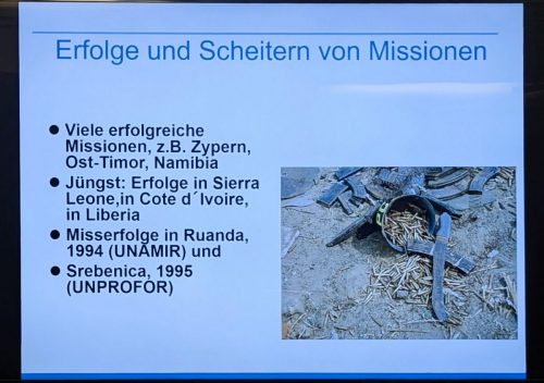 10 PXL_20251008_085755636_ZOOM